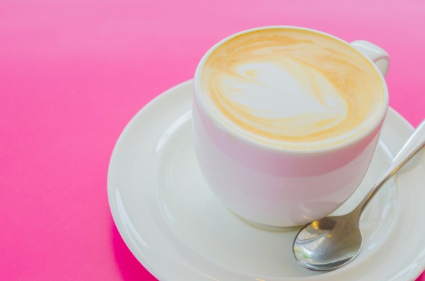 Kahvista on iloa myös muissa kuin kuvassa olevassa muodossa. Kuva: Mrsiraphol / Shutterstock.com