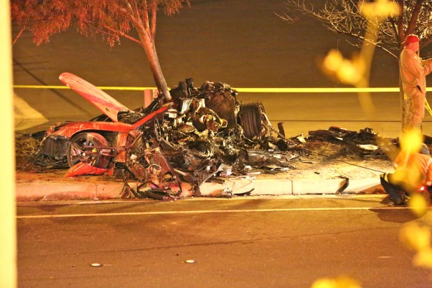 Auto tuhoutui onnettomuudessa täysin. Kuva: AOP