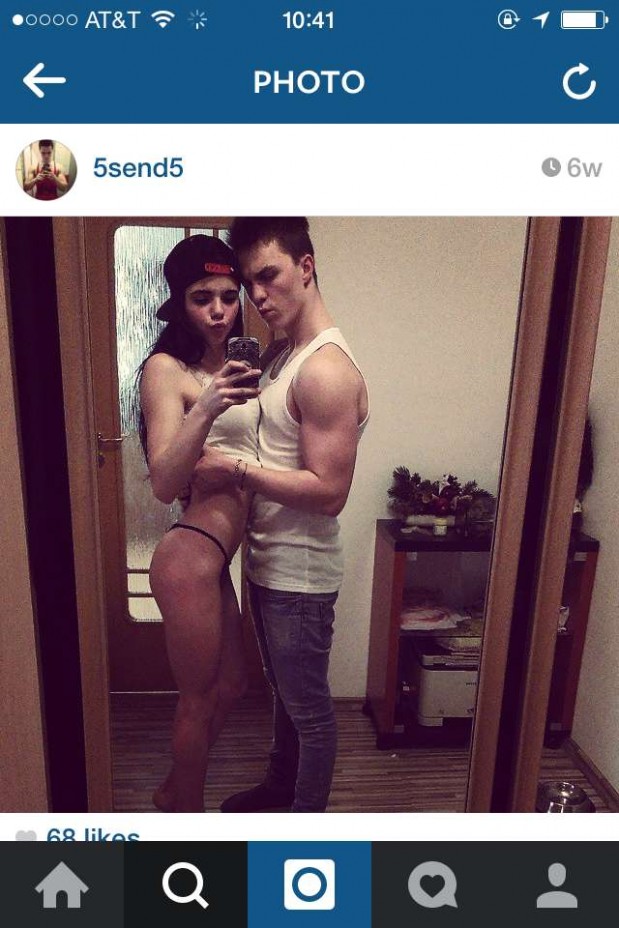 she-had-time-to-put-on-a-hat-photo-u1