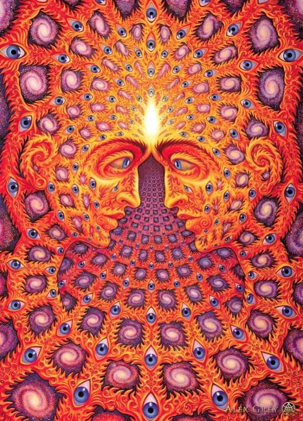 Instagram / alexgreycosm