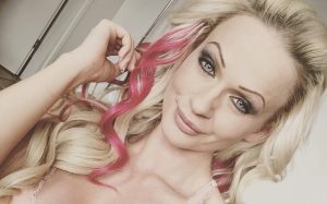cindy_sun_superseksikkäänä
