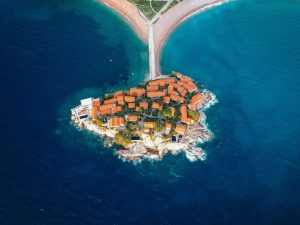 oleg-gratilo-XI0z-tZQNWA-unsplash