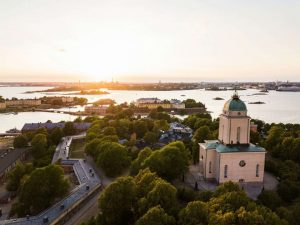 julius-jansson-eTqxF-2UAsg-unsplash